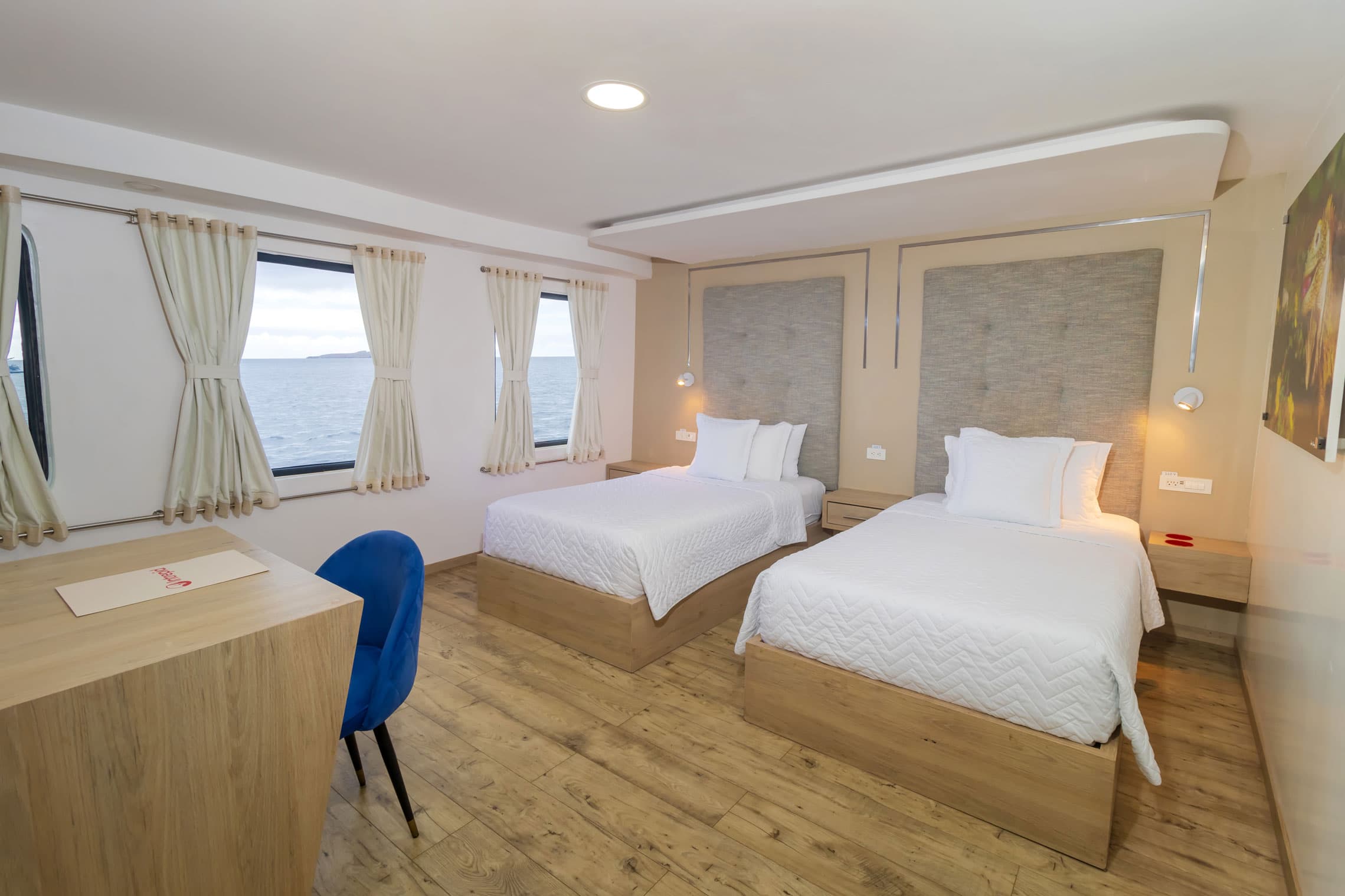Main Deck: Twin - View 1