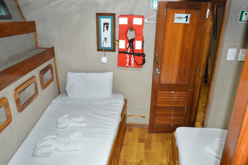 Lower deck - View 15