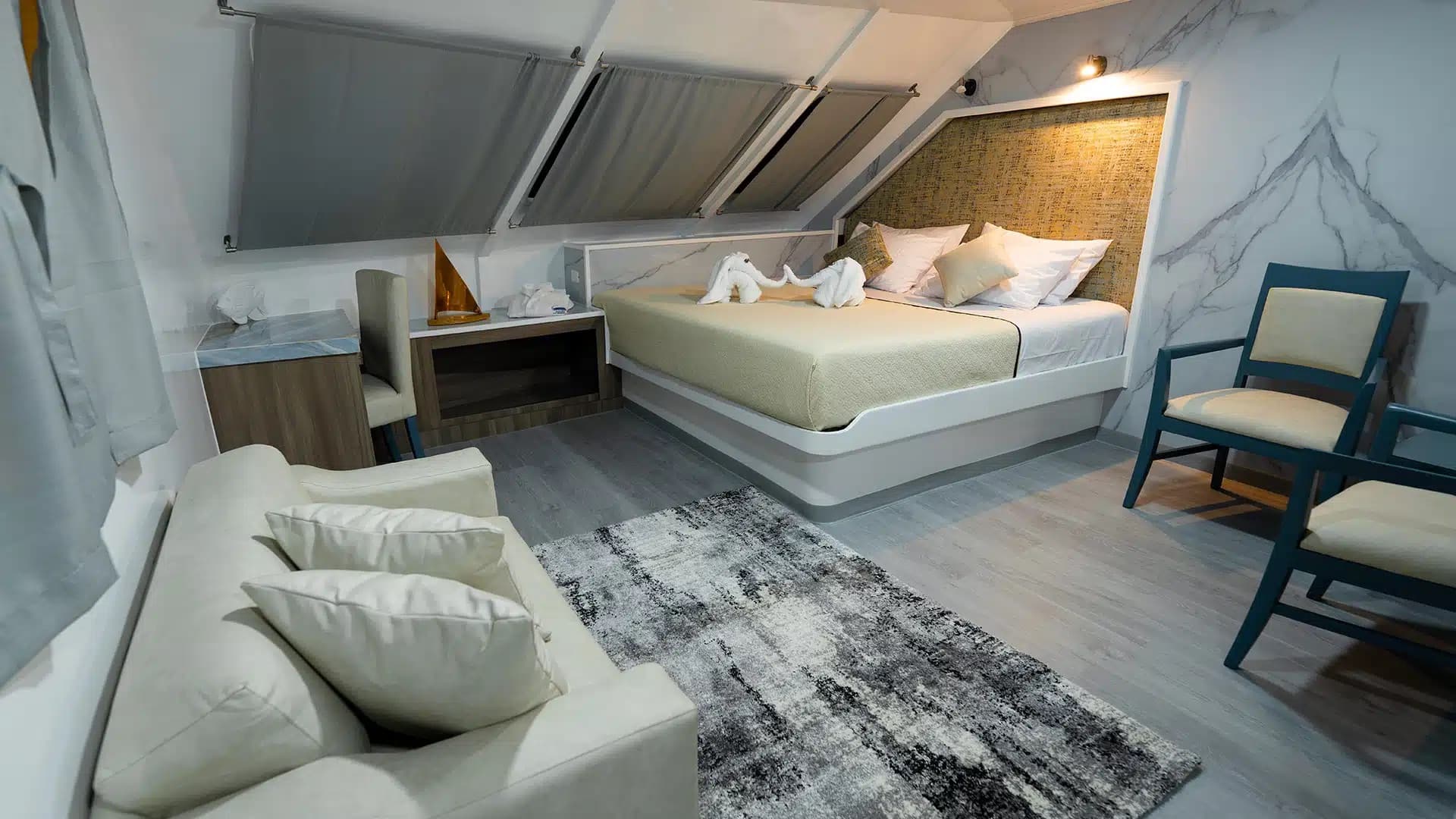 Suite cabin - View 3
