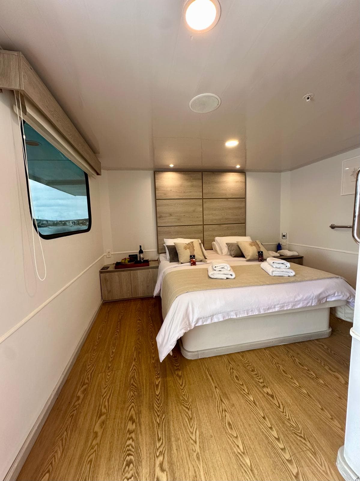 MATRIMONIAL SUITE (UPPER DECK) Cabin