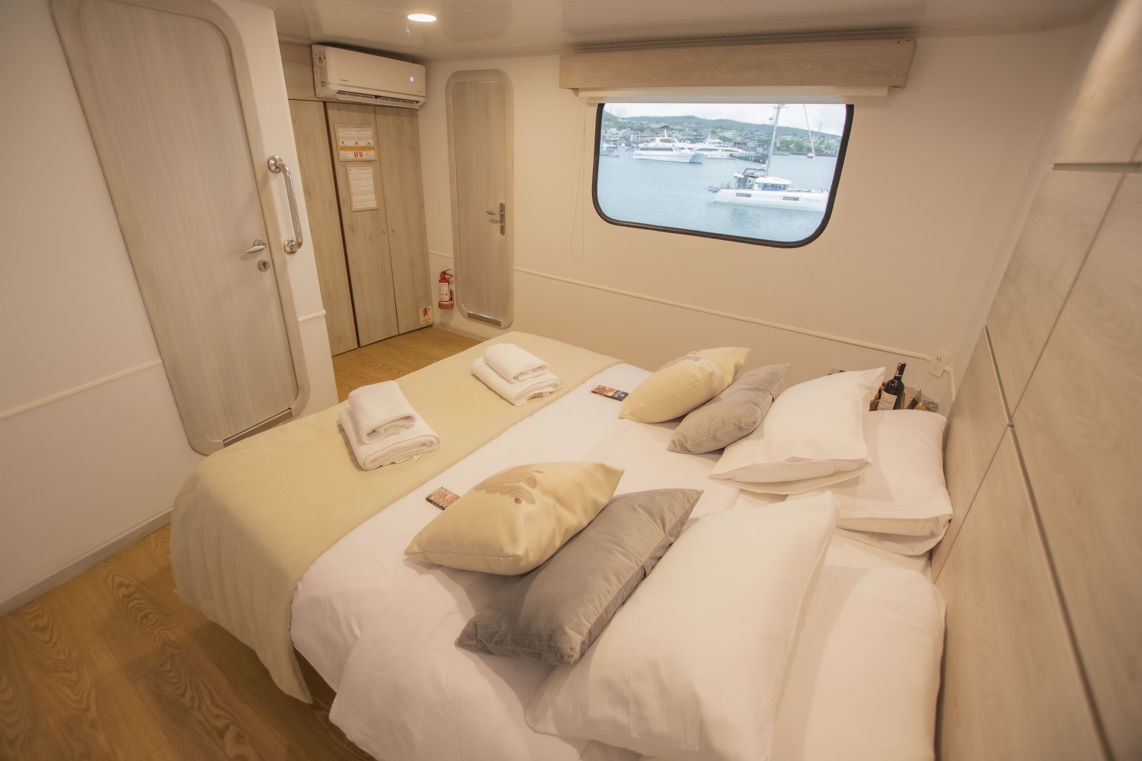 MATRIMONIAL SUITE (UPPER DECK) - View 2