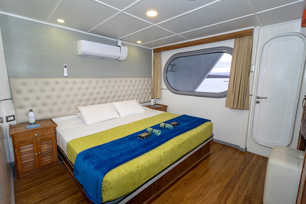 Main deck - View 2