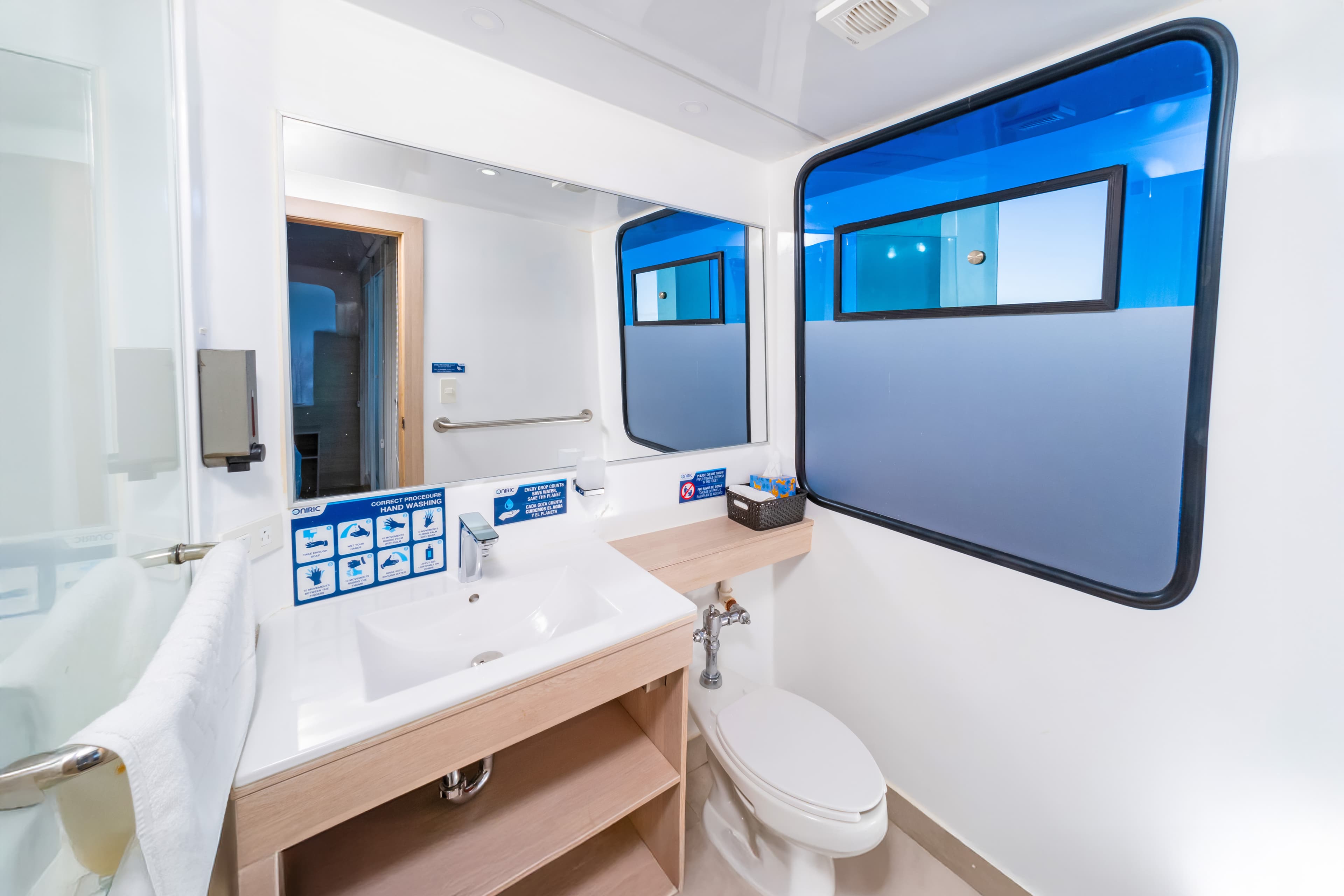Doble (trp) Stateroom - View 3