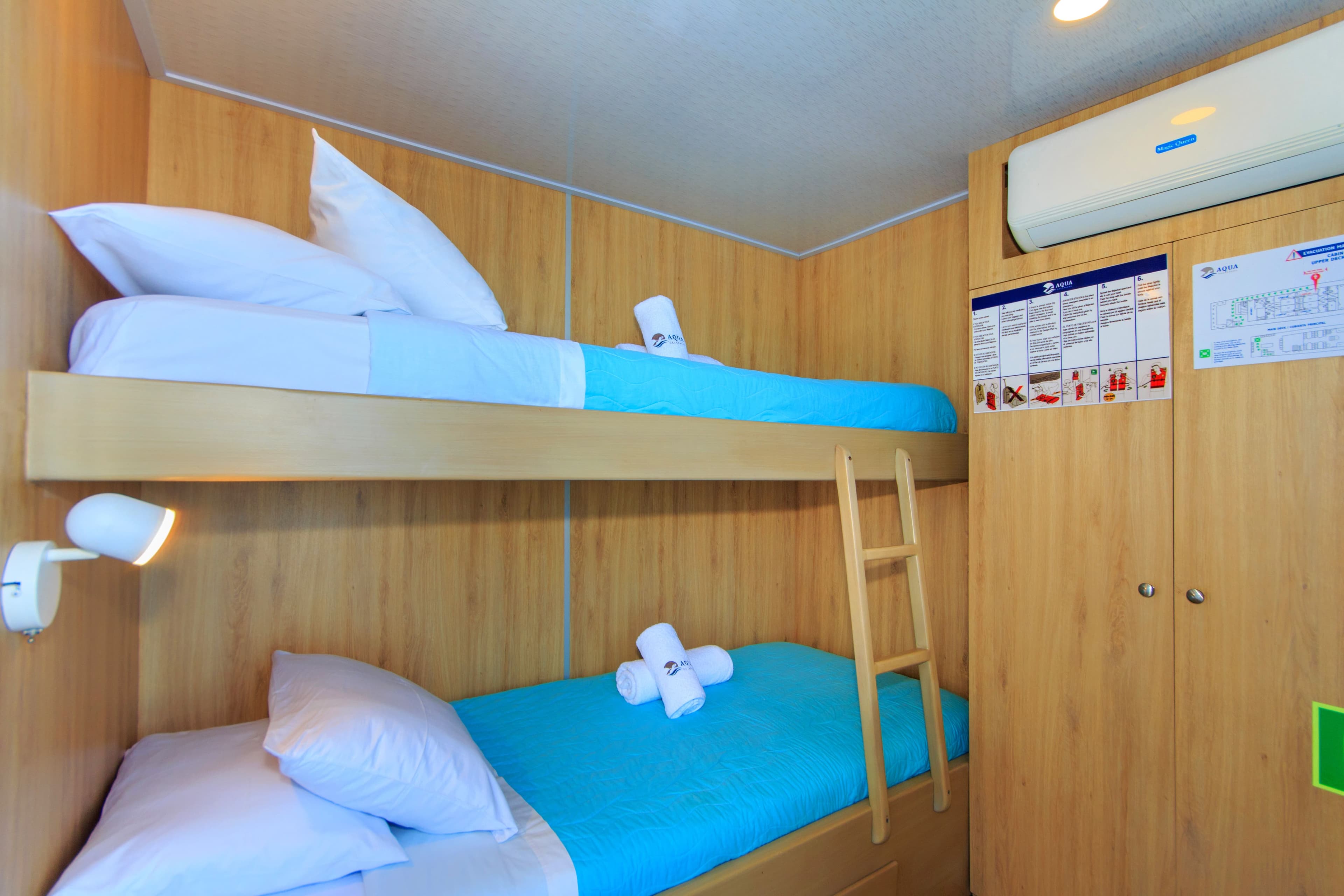 Upper Deck Twin Cabin Cabin