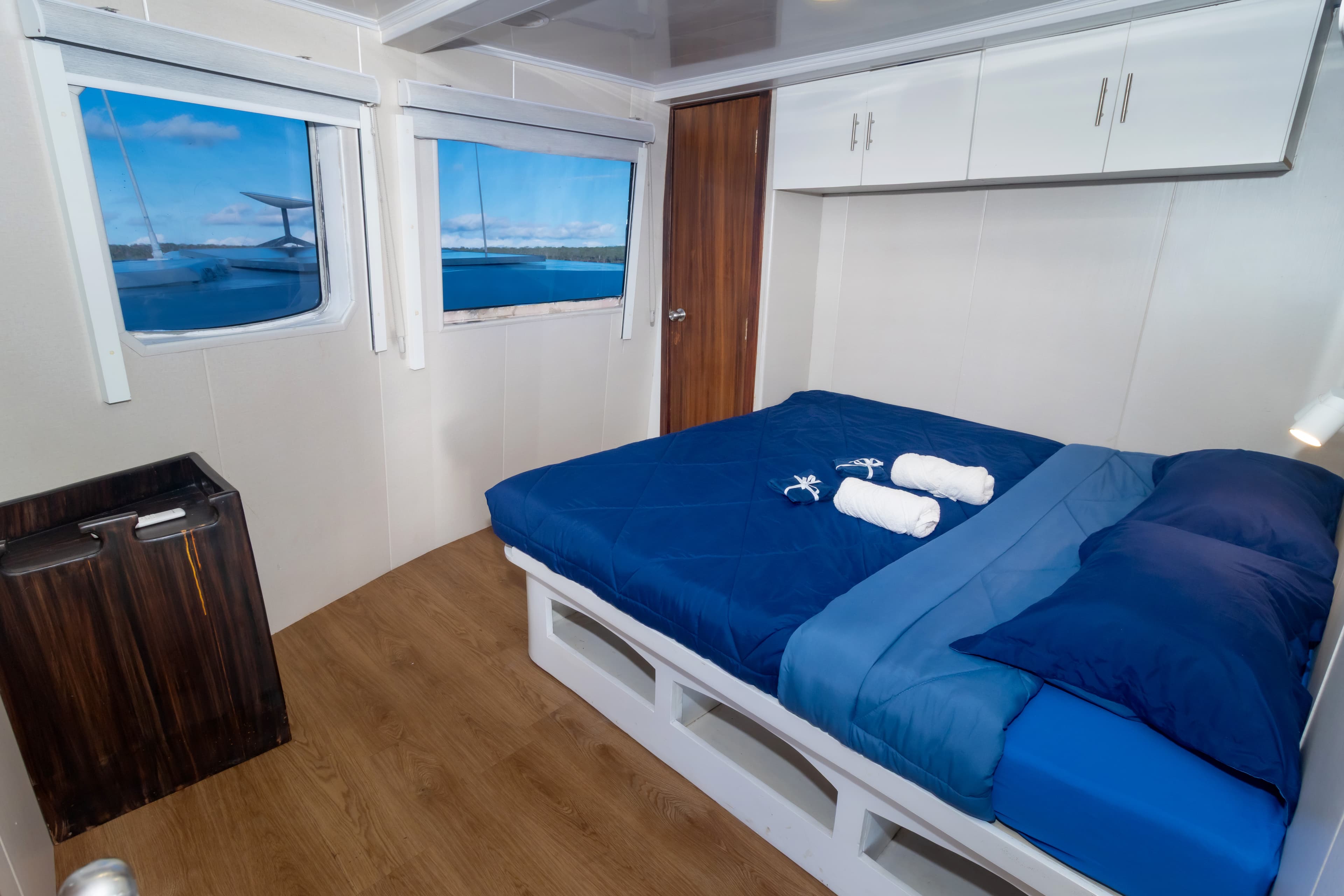 Double cabin mat or twin (upper deck) Cabin